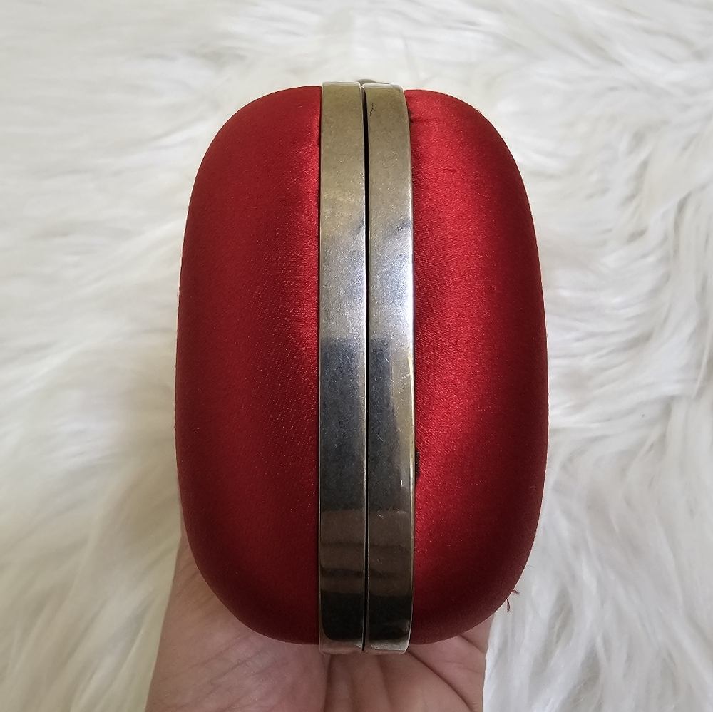 Alexander McQueen Red Silk Heart Skull Box Clutch Limited Edition - Picture 8 of 17